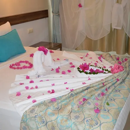 Uygulama Oteli * Kumluca